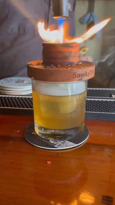 Cottage Street Pub - Must have - Pubs Near Me - Bar Harbor, Maine