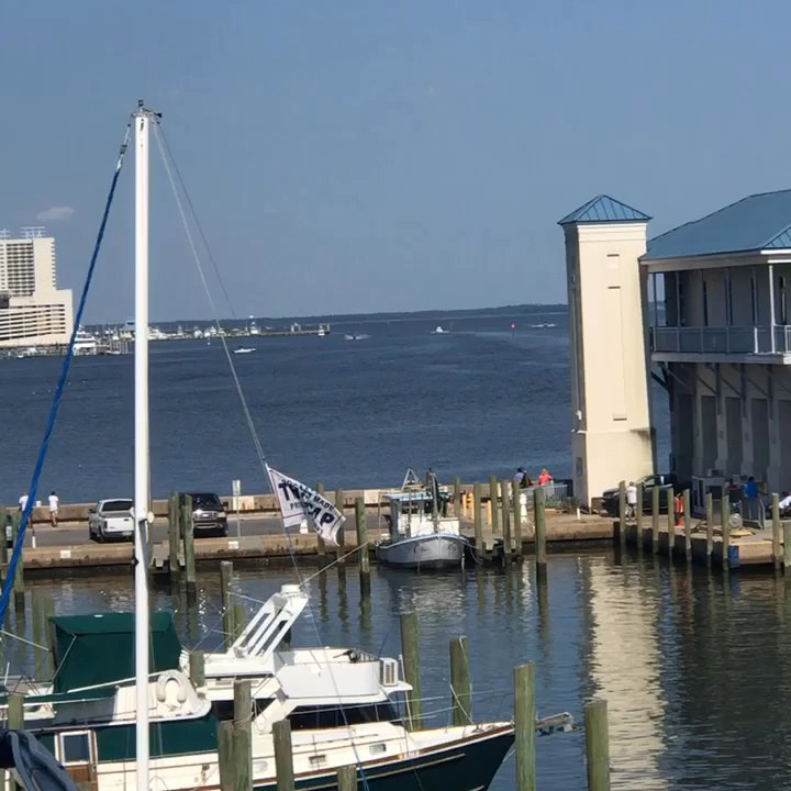 McElroy's Harbor House - Seafood Near Me - Biloxi, Mississippi