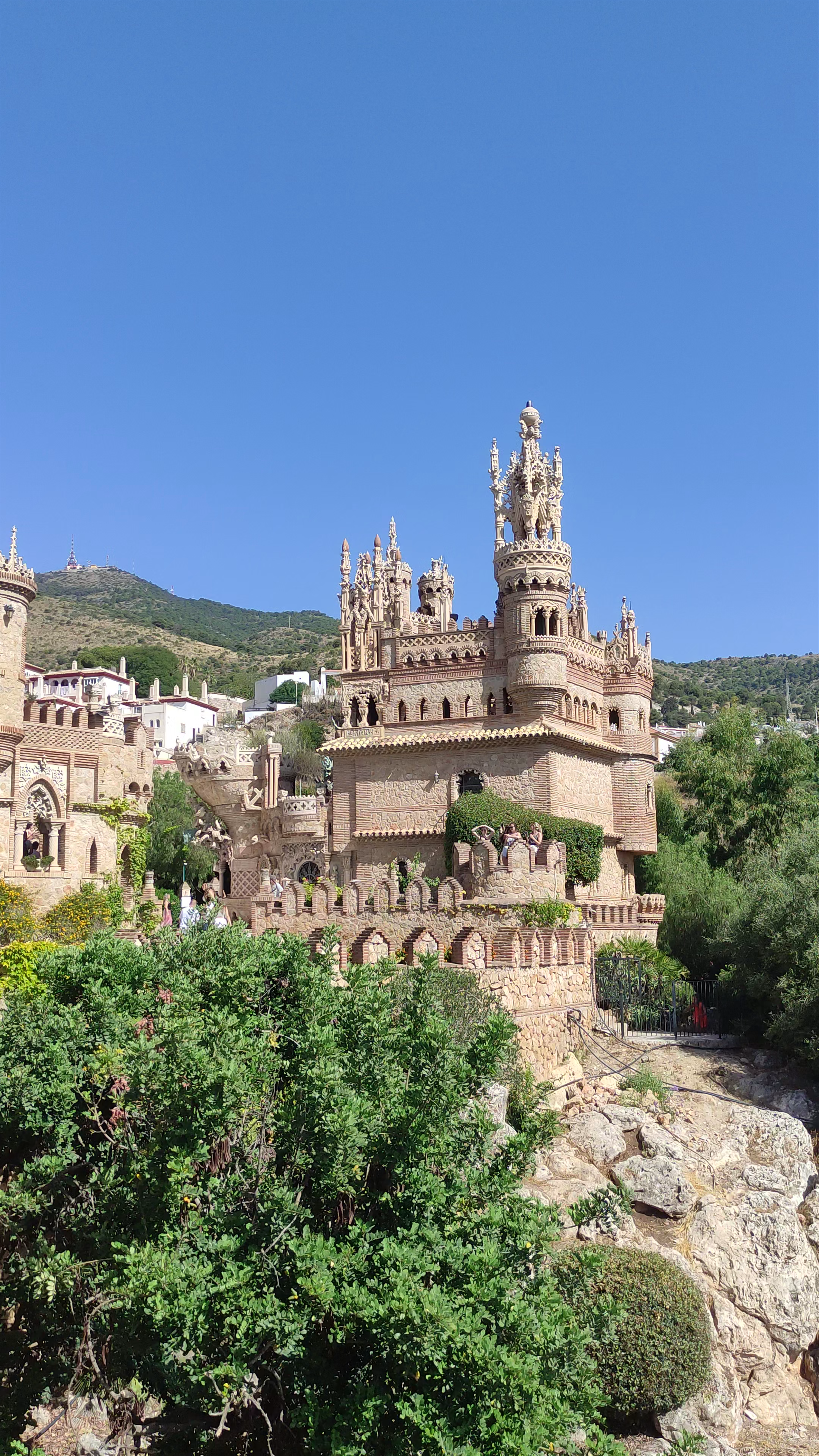 Castillo Monumento Colomares: A Whimsical Architectural Marvel in Benalmádena