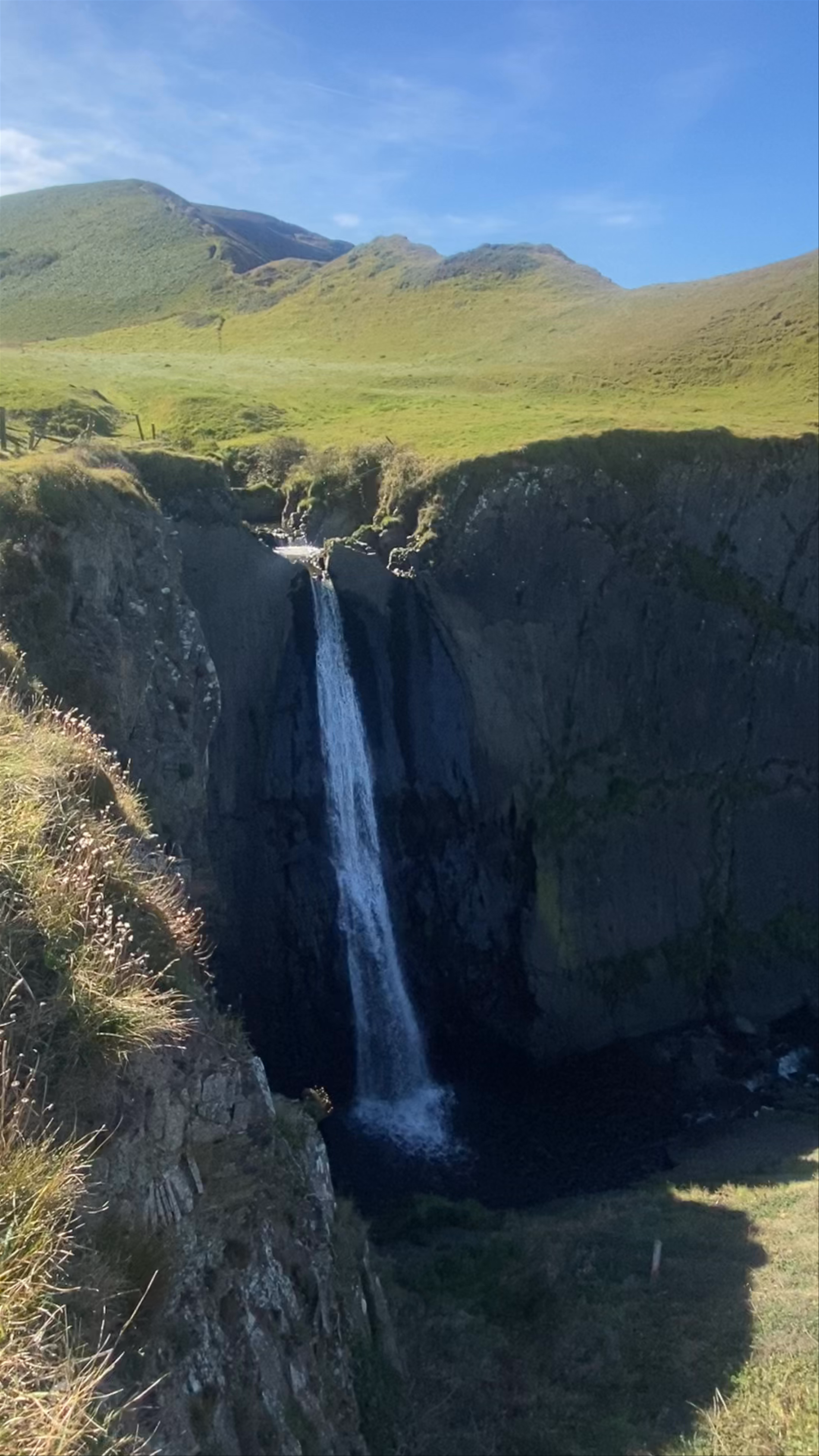 Speke's Mill Mouth Waterfall: A Rocky Coastal Escape in Bideford