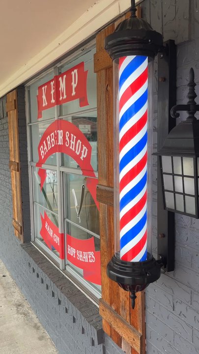 Kemp Barber Shop - Watch Pat in action! - Barbers Near Me - Kemp, Texas