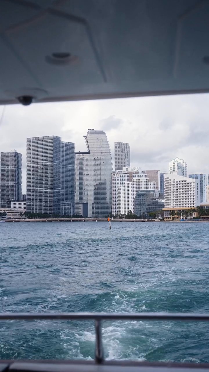 screenshot for motivation
🎥 paashuu · Pexels
#luxury #luxurylifestyle #wealth #motivation #goals