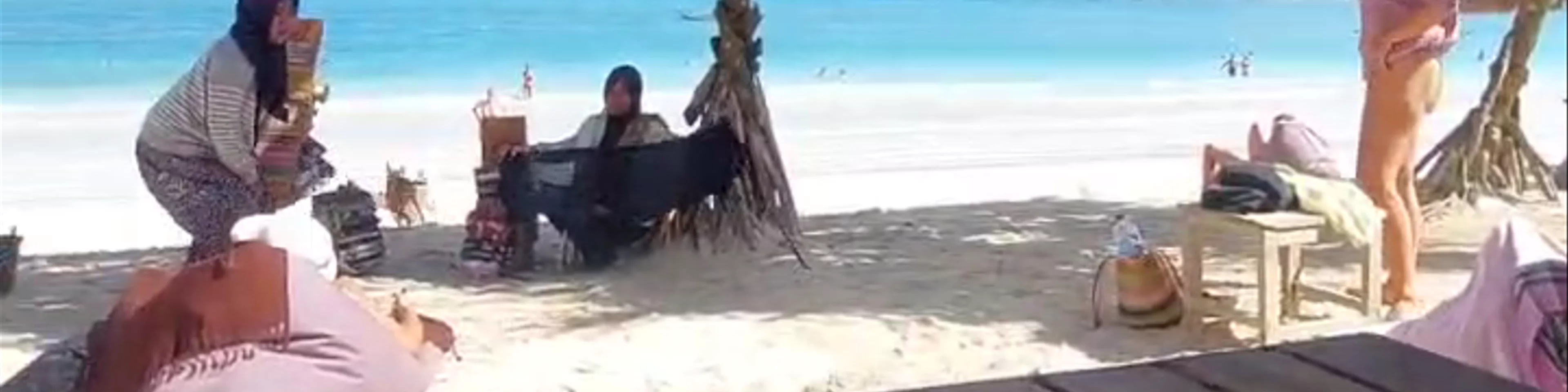 Bum bum beach warung
