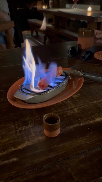 Trobadores - Flaming sausage - Bars Near Me - Lisbon, 11
