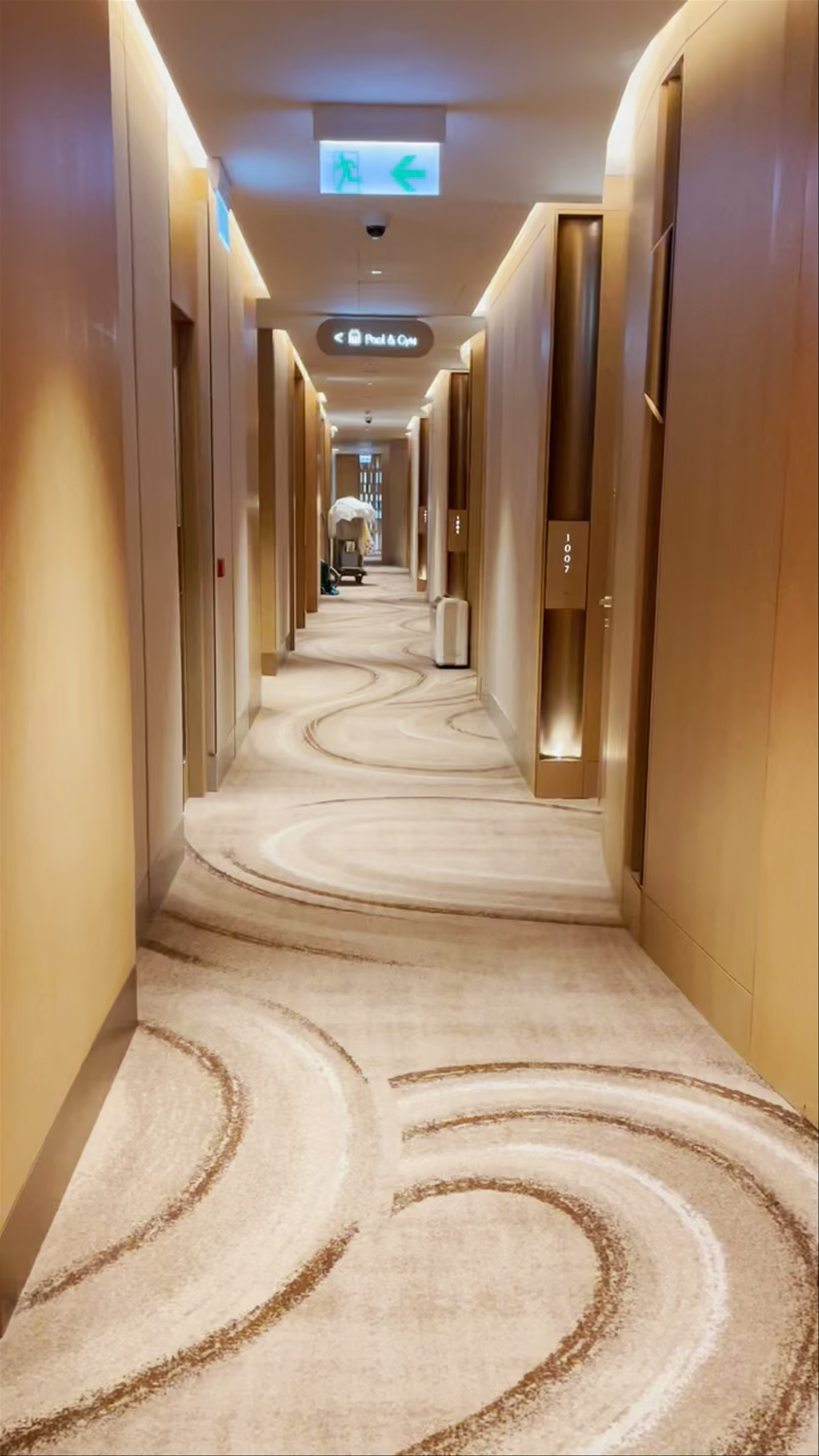 The Silveri Hong Kong-MGallery Hotel Entrance and Corridor Tour