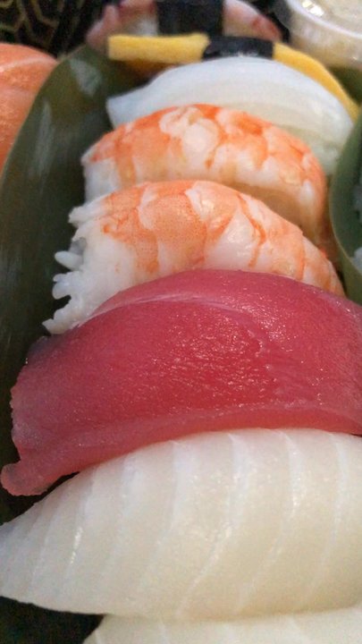 Ottawa Delivery Sushi - Sushi combo for 2... very fresh looking... delicious $35 taxes in - Japanese Near Me - Ottawa, Ontario