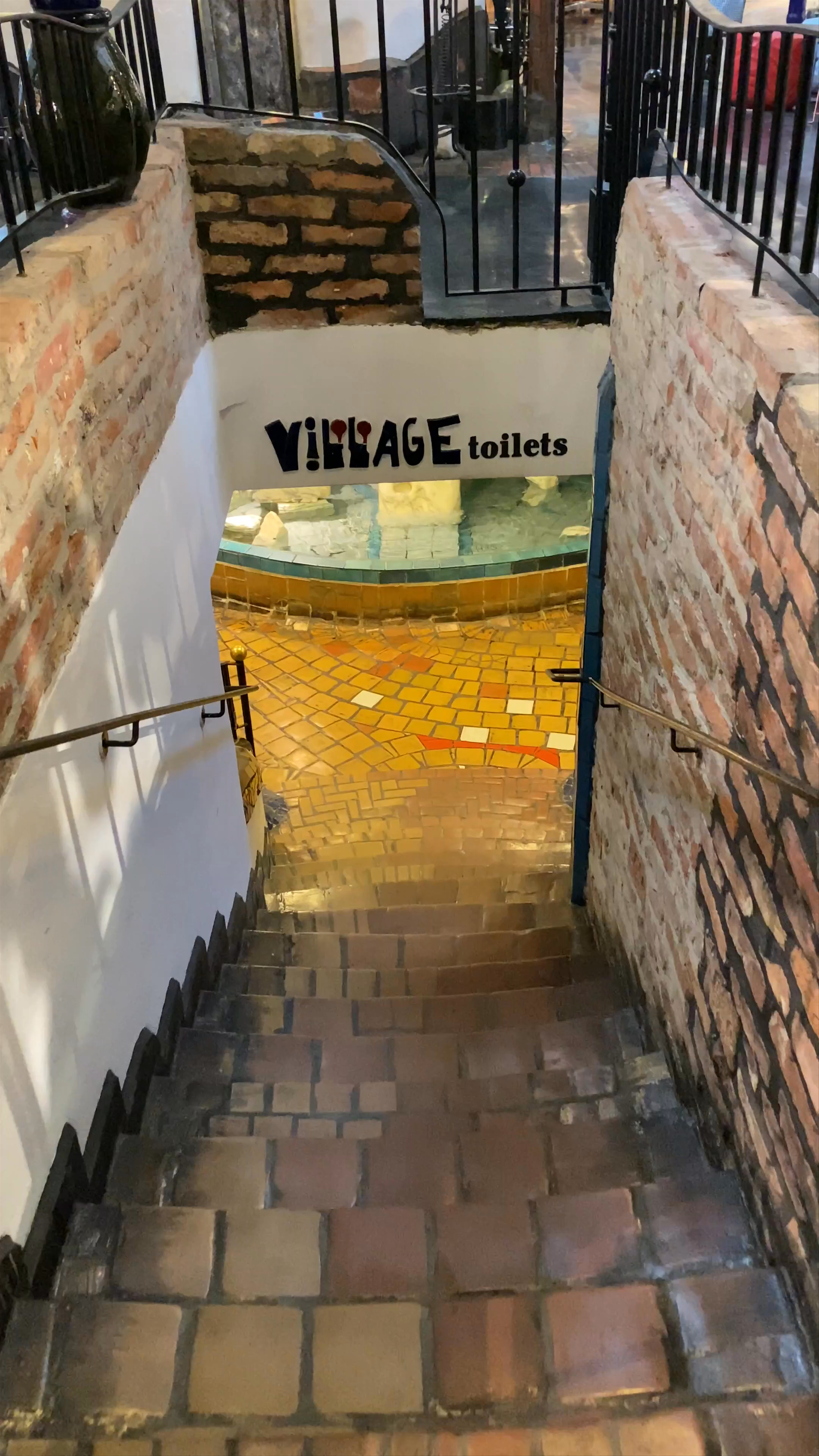 Kunst Haus Wien. Museum Hundertwasser