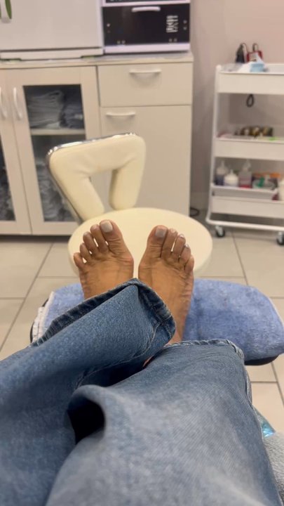 Lux Nails - Final pretty feet - Nail Salons Near Me - Harrisburg, Pennsylvania