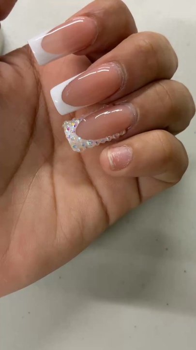 Sweet Nails and Spa - 105 and 2days later. wth  Ino workor cook etc.NO reason for these nails to look so fedup.lifted nail and leftover acrylic on the other one - Waxing Near Me - Buda, Texas