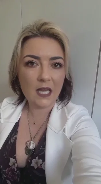Depoimento de Joana sobre a formação em terapia capilar com Silvia Barreto