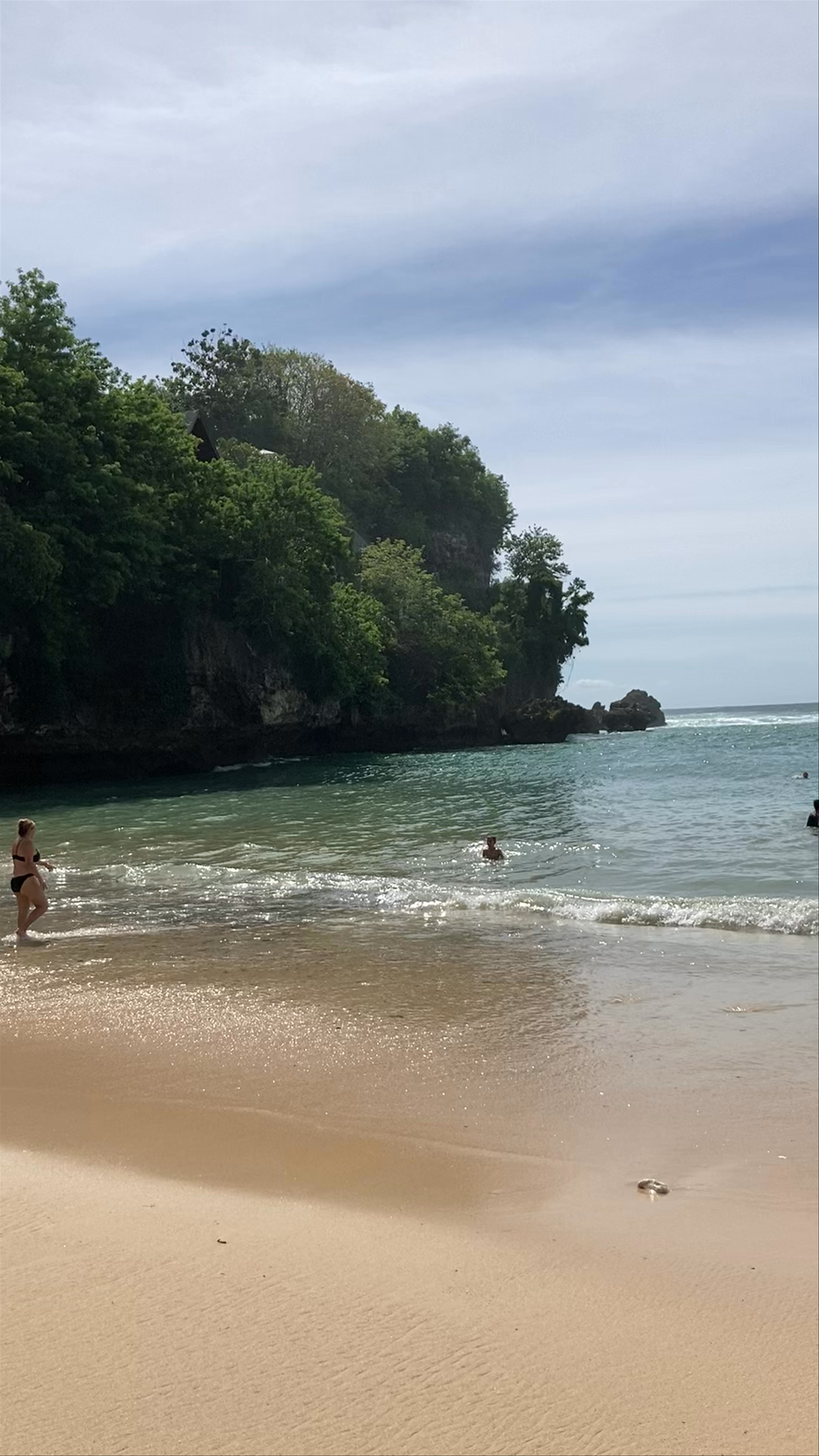 Padang Padang Beach: Tropical Serenity in Bali's Hidden Cove