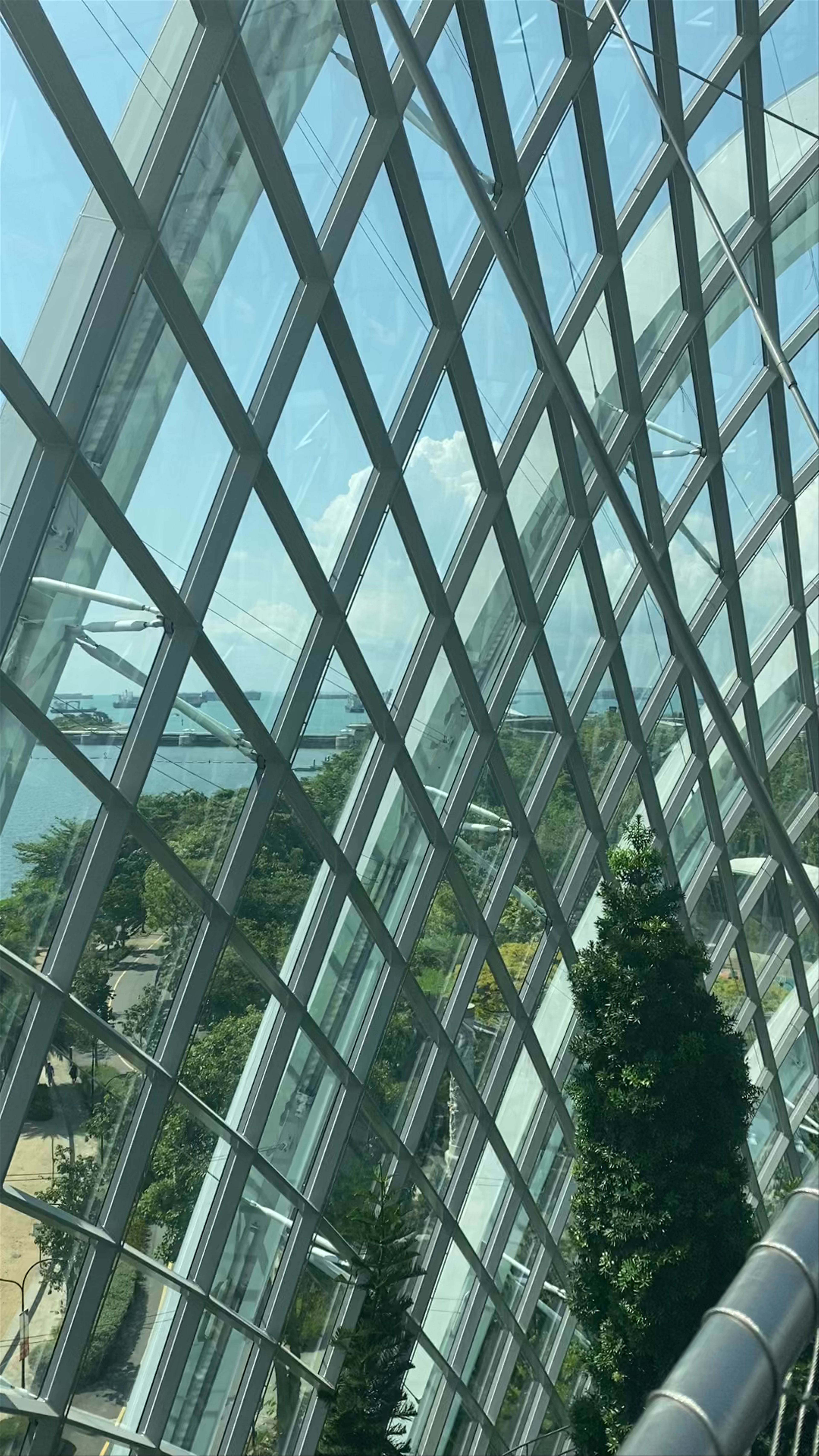 Marina Gardens Drive