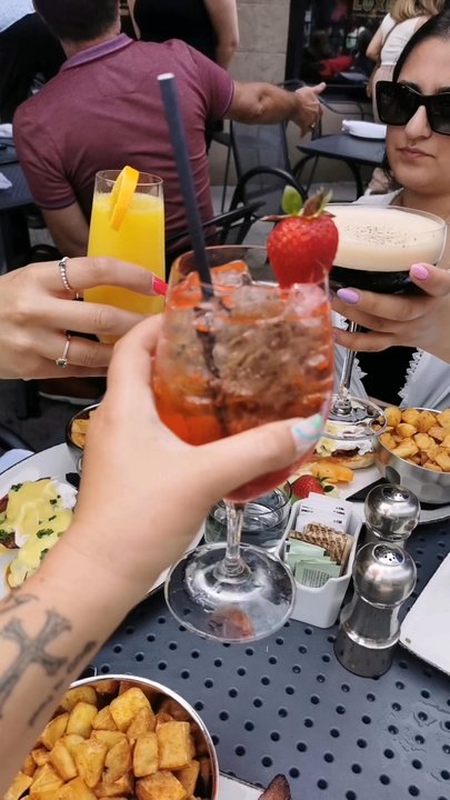 Luxe Bistro - Steakhouses Near Me - Ottawa, Ontario
