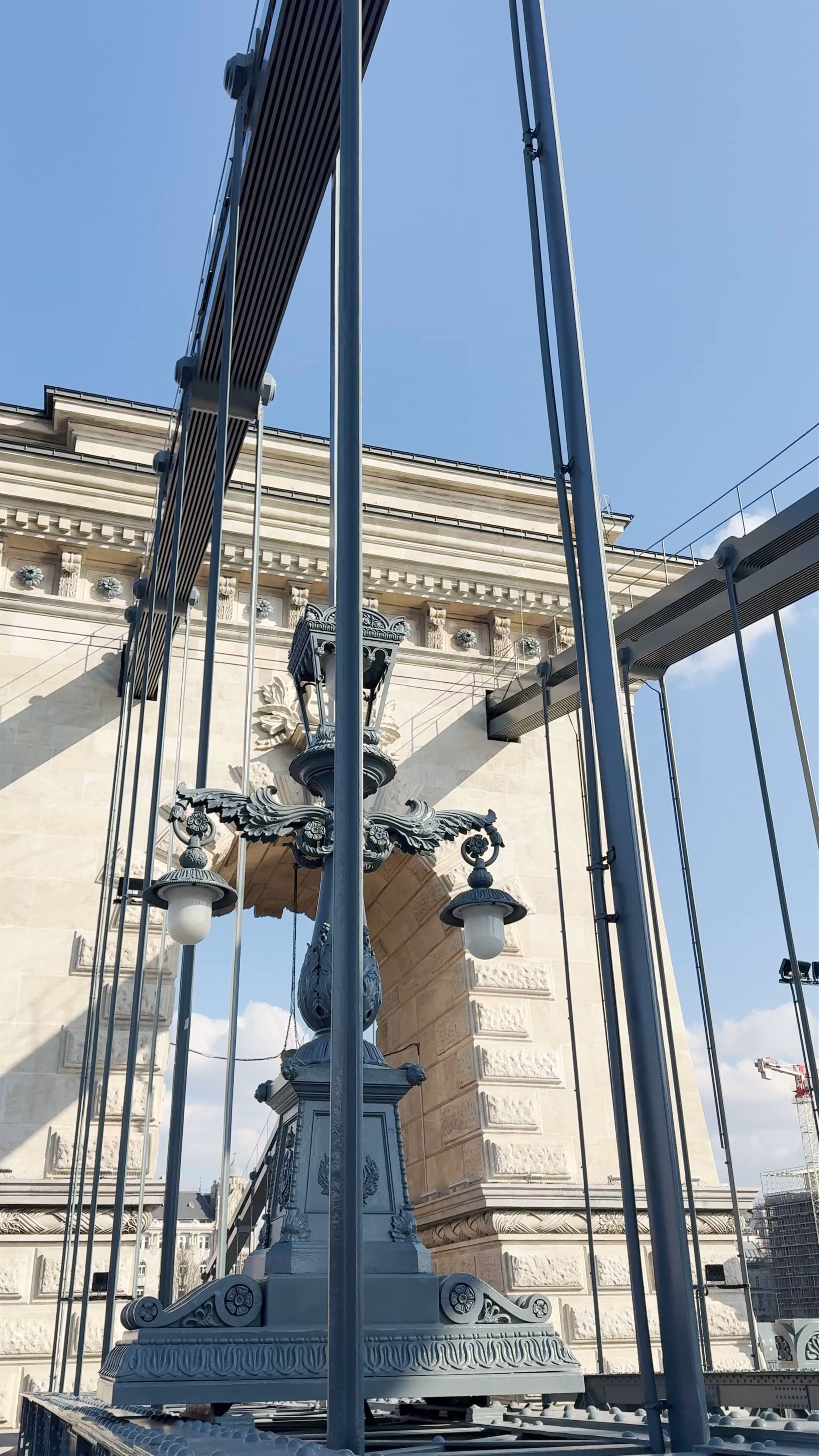 Chain Bridge: Budapest's Majestic Danube Crossing