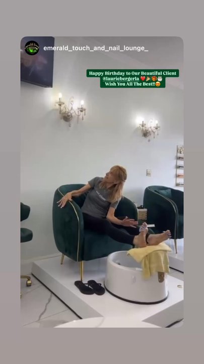 Emerald Touch - Nail Salons Near Me - Los Angeles, California