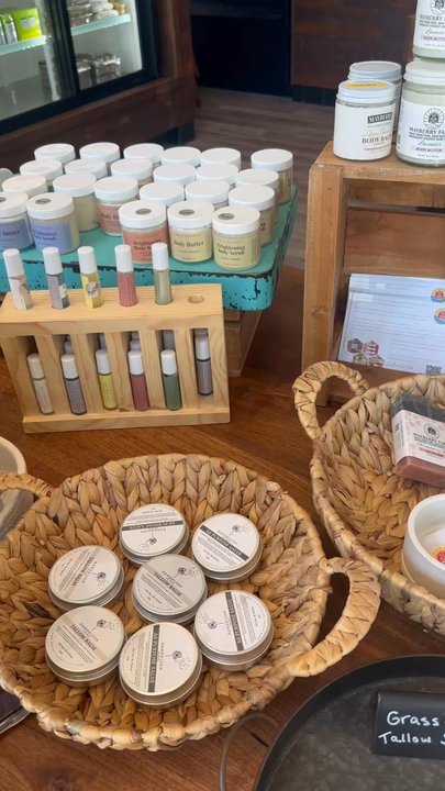 Nona - Retail section - Juice Bars & Smoothies Near Me - Elm Grove, Wisconsin