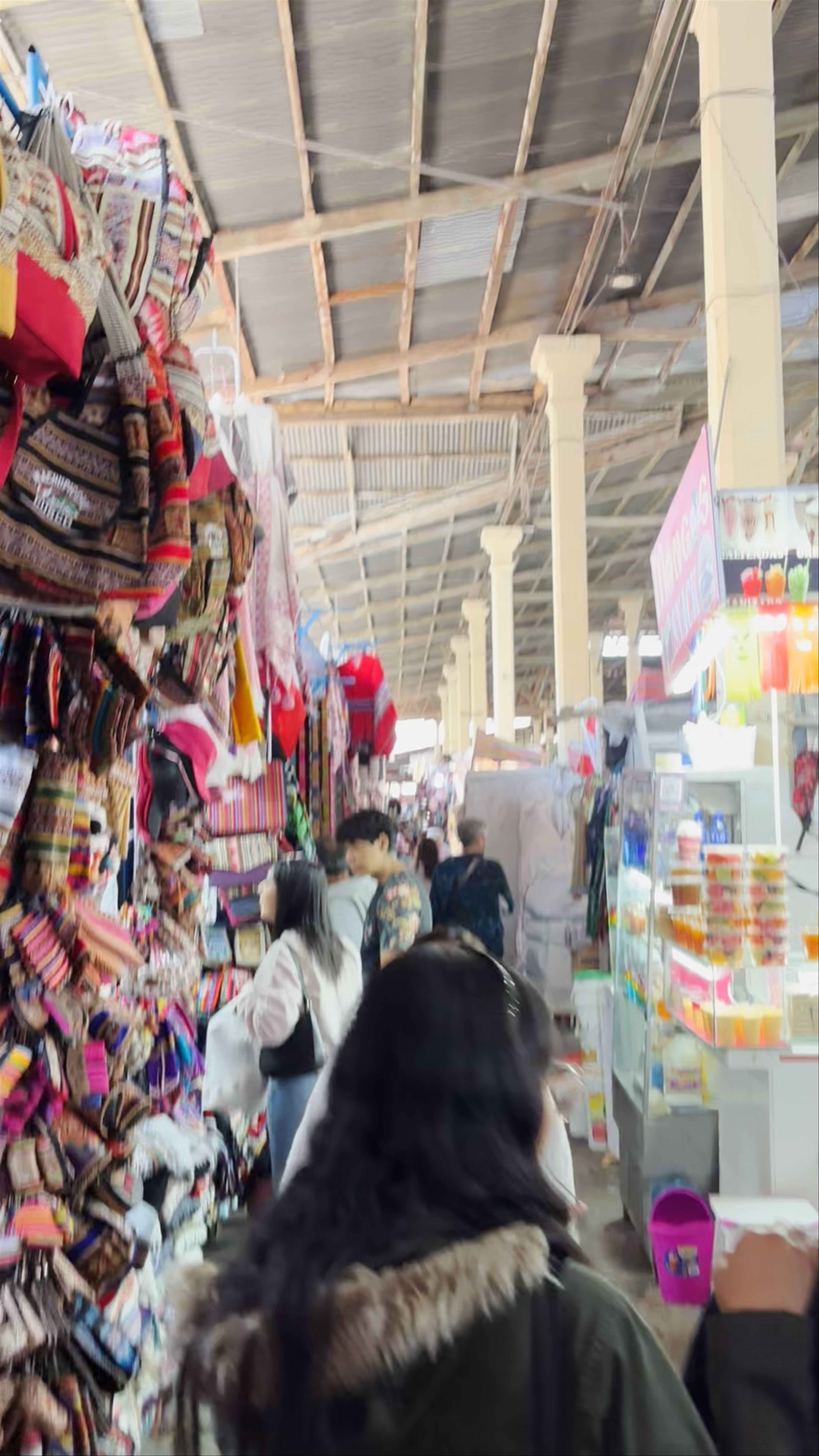 Mercado San Pedro: Authentic Peruvian Market Experience in Cusco