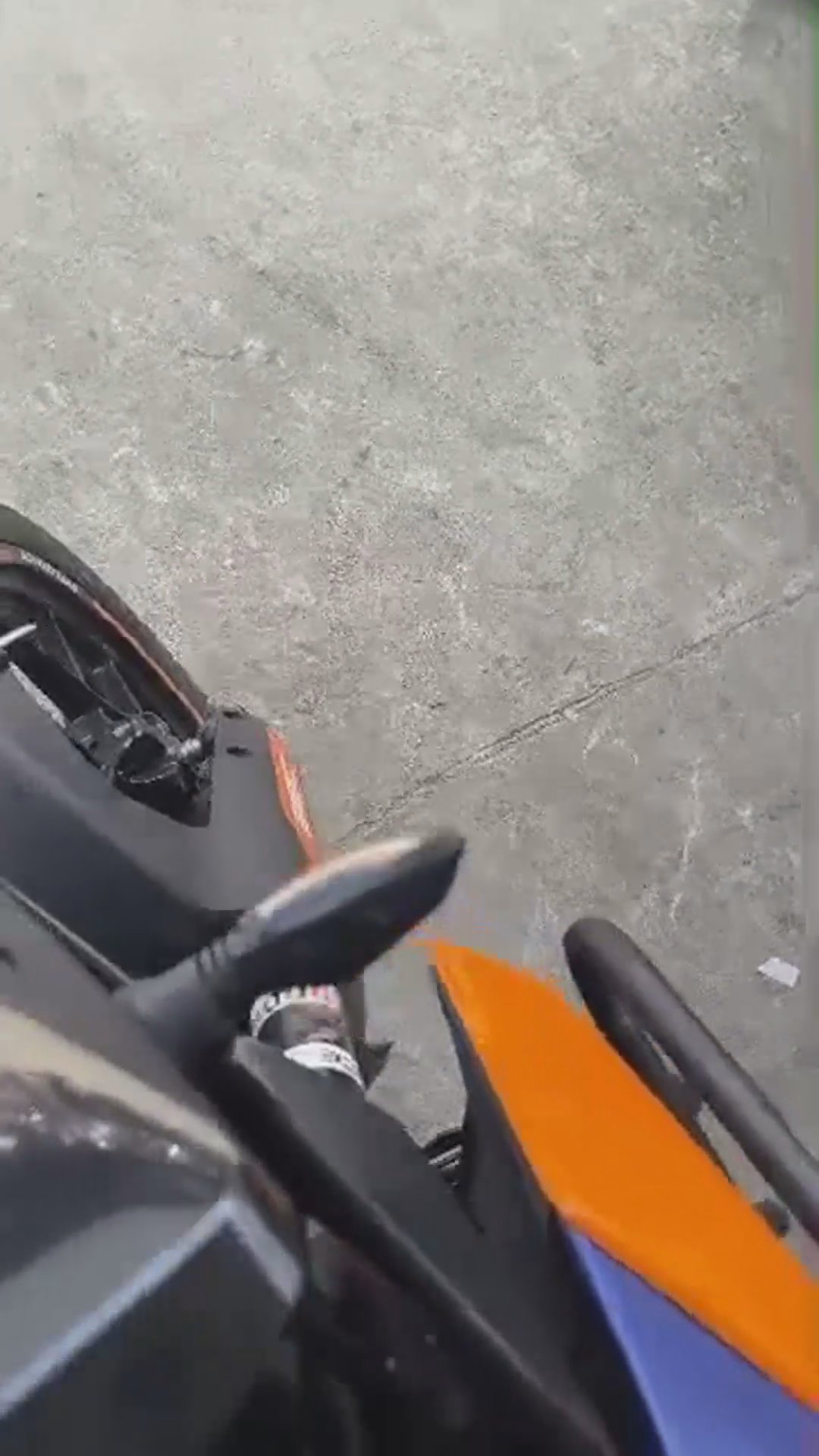 Walk-around video thumbnail