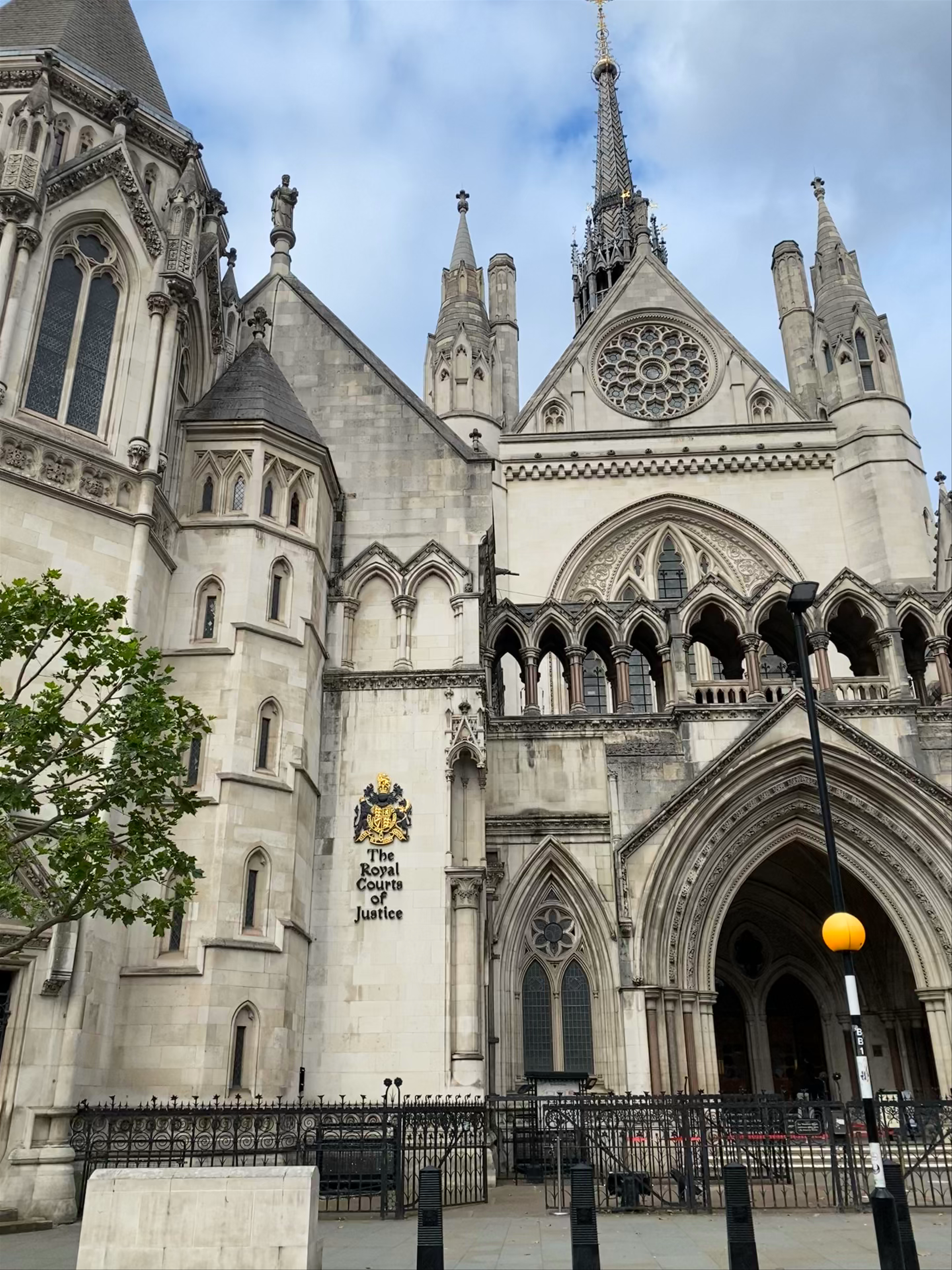 The Royal Courts of Justice: Gothic Grandeur in London