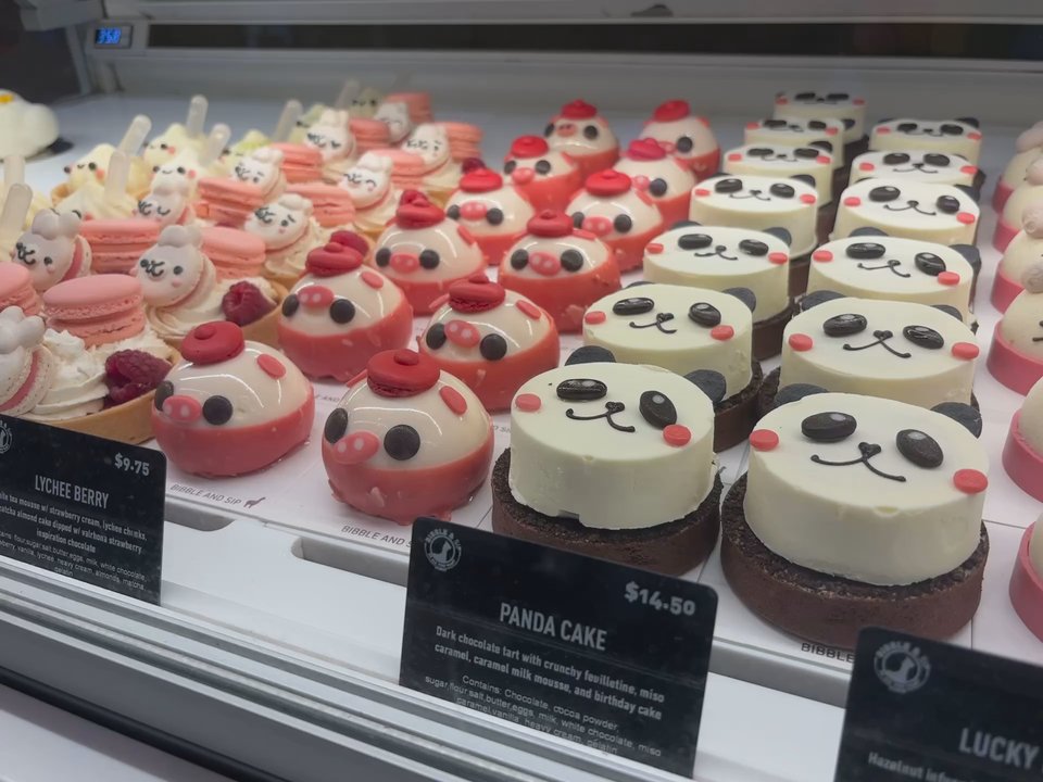 Bibble & Sip - dessert case - Coffee & Tea Near Me - New York, New York
