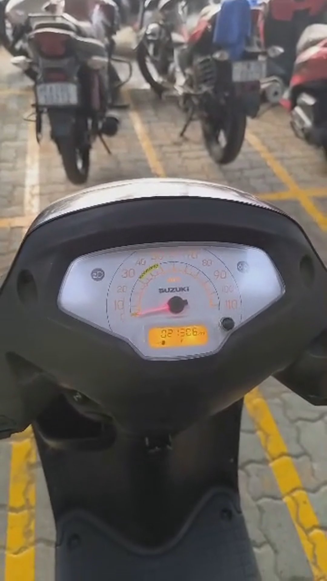 Walk-around video thumbnail