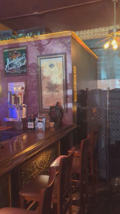 Gatsby's Saloon - Seafood Near Me - Bay City, Michigan