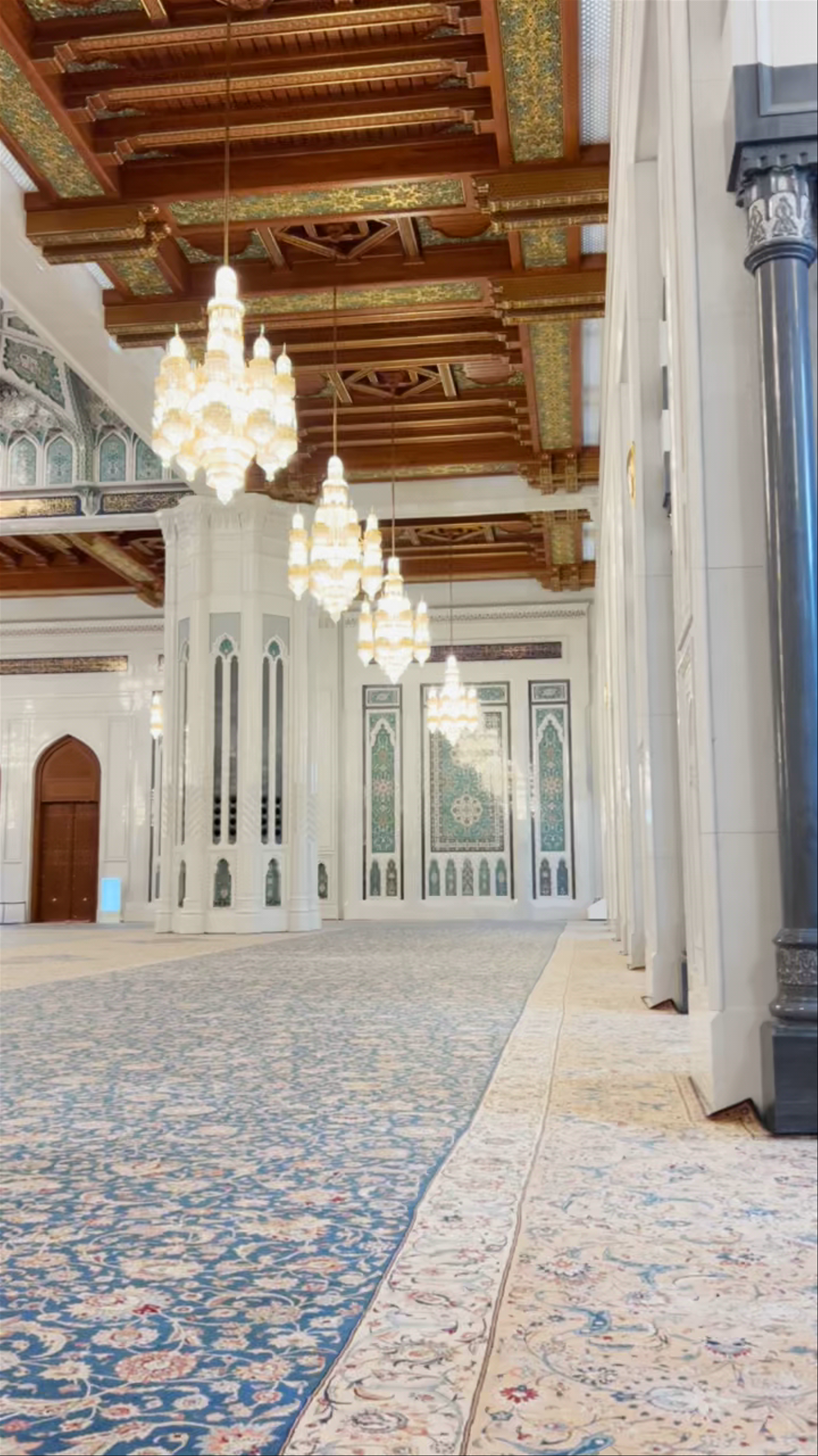 Sultan Qaboos Grand Mosque