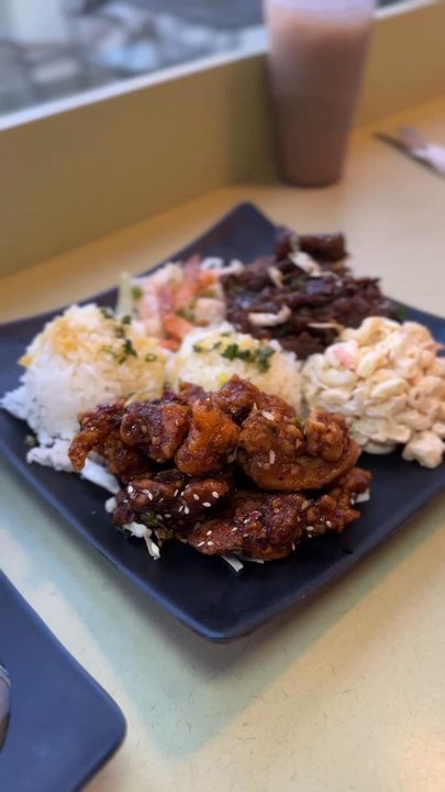 Dalu Hawaiian BBQ - Mixed platter where you can customize three proteins. - Hawaiian Near Me - Oceanside, California