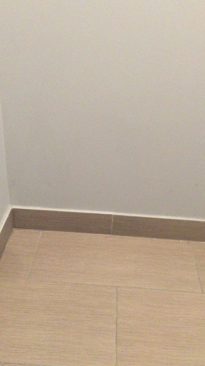 Bridgeport Express Laundry - Nice, clean bathroom! - Laundry Services Near Me - Chicago, Illinois