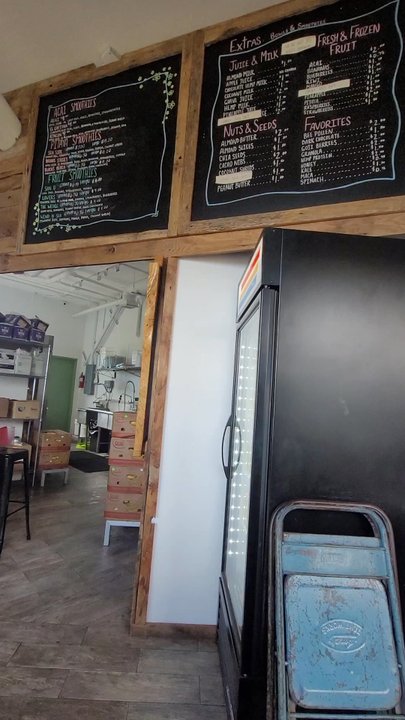 Banzai Bowls - Inside. Seating is plentiful, simple setup, window seats with a view of Haleiwa Town. - Juice Bars & Smoothies Near Me - Haleiwa, Hawaii