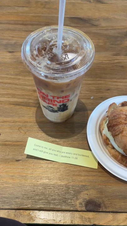 On The Grind Cafe - Coffee & Tea Near Me - Salem, Massachusetts