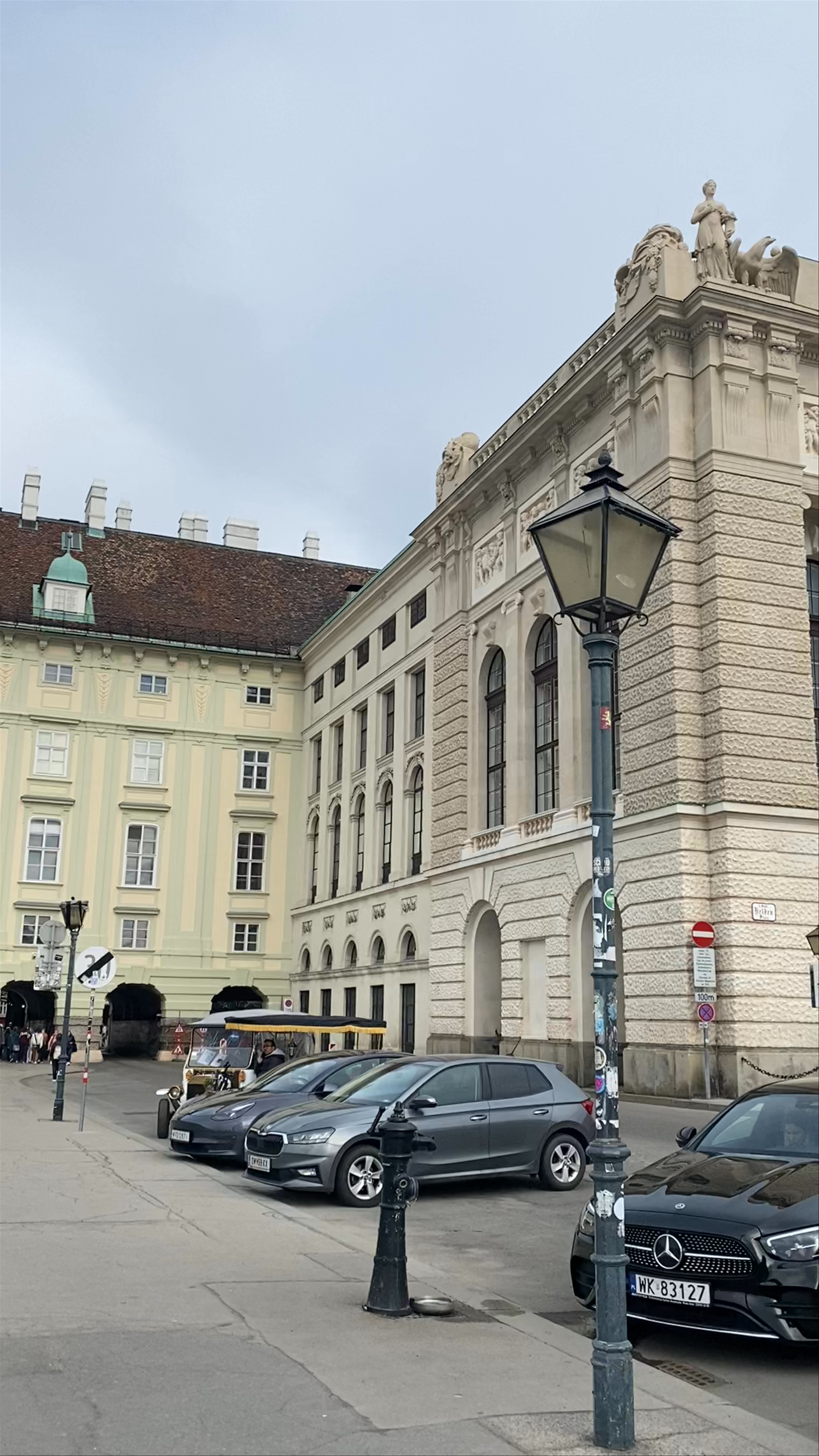 Explore Heldenplatz: Historic Heart of Vienna