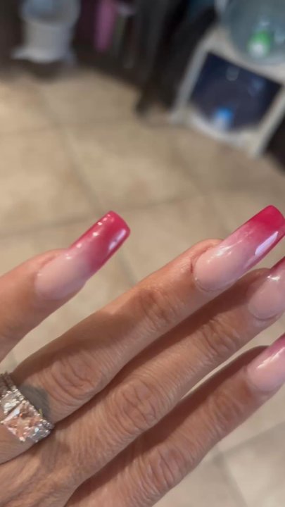 CT Nails - Ombré nails - Nail Salons Near Me - Cathedral City, California