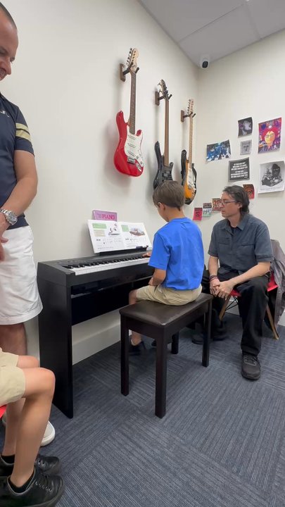 ABA Music Studio - Mr. Pablo during the Intro lesson - Musical Instruments & Teachers Near Me - Miami, Florida