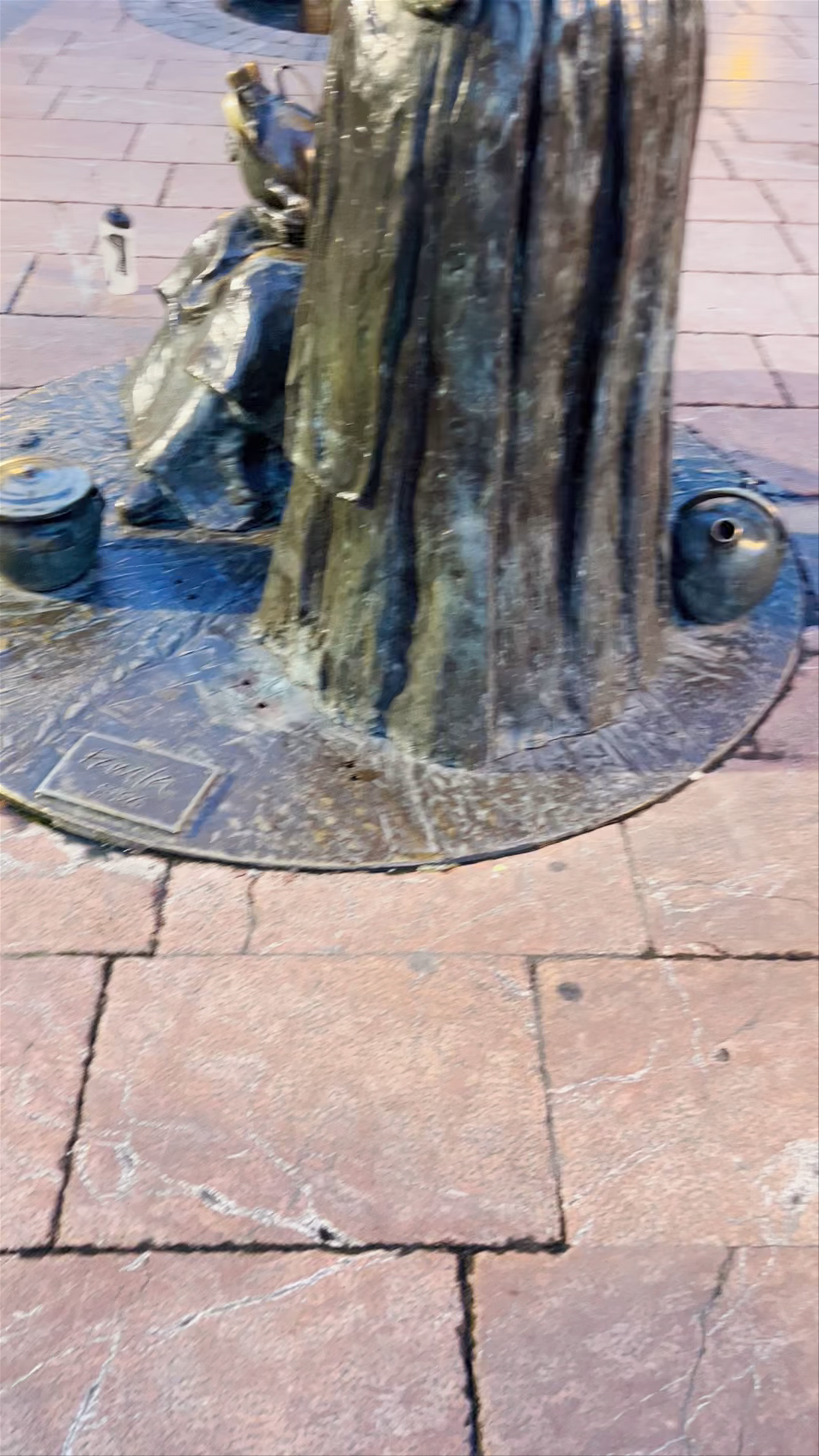 Escultura "Vendedoras del Fontán"