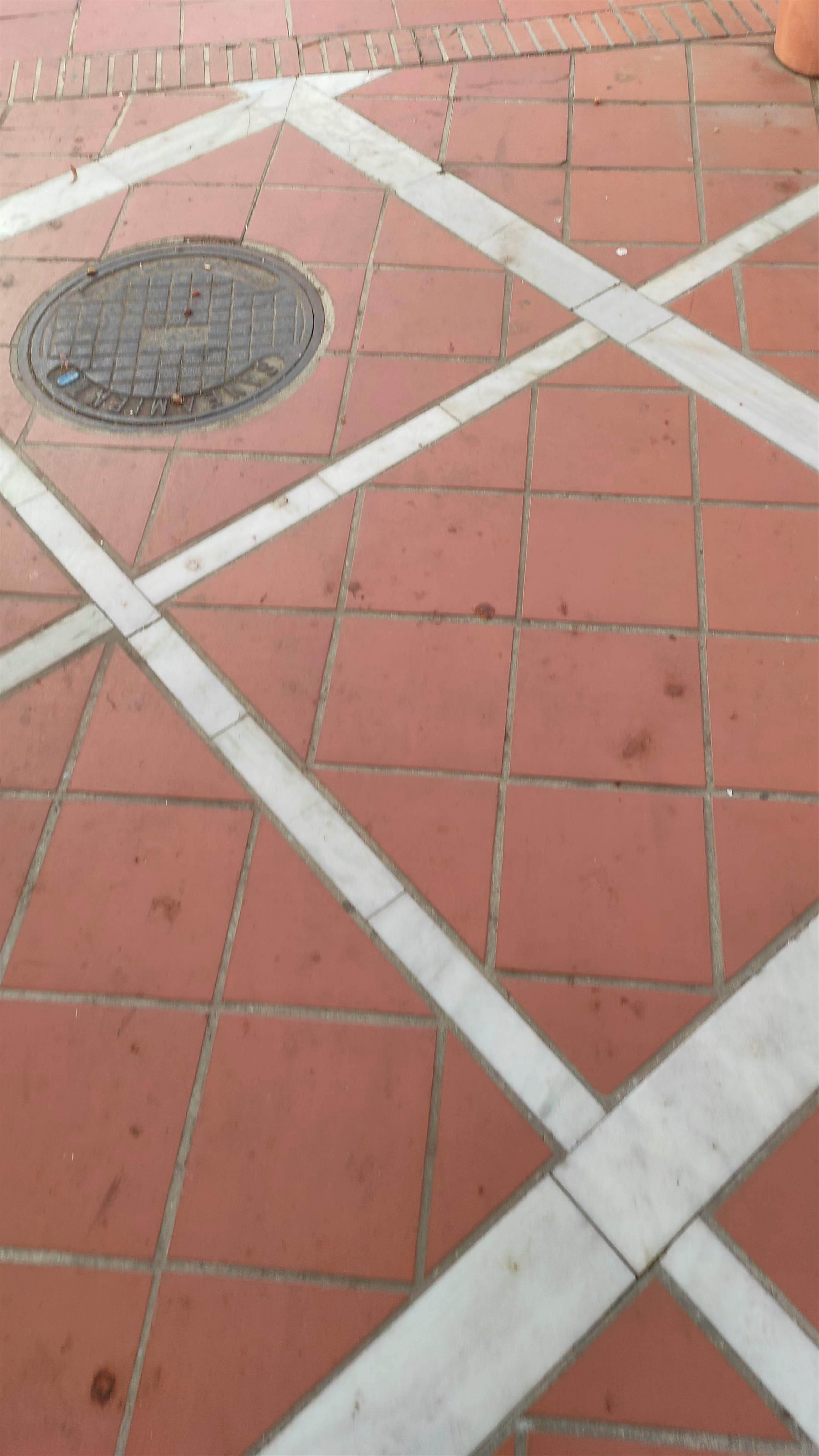 Exploring Calle Cerrillo: Charming Streets of Benalmádena, Spain