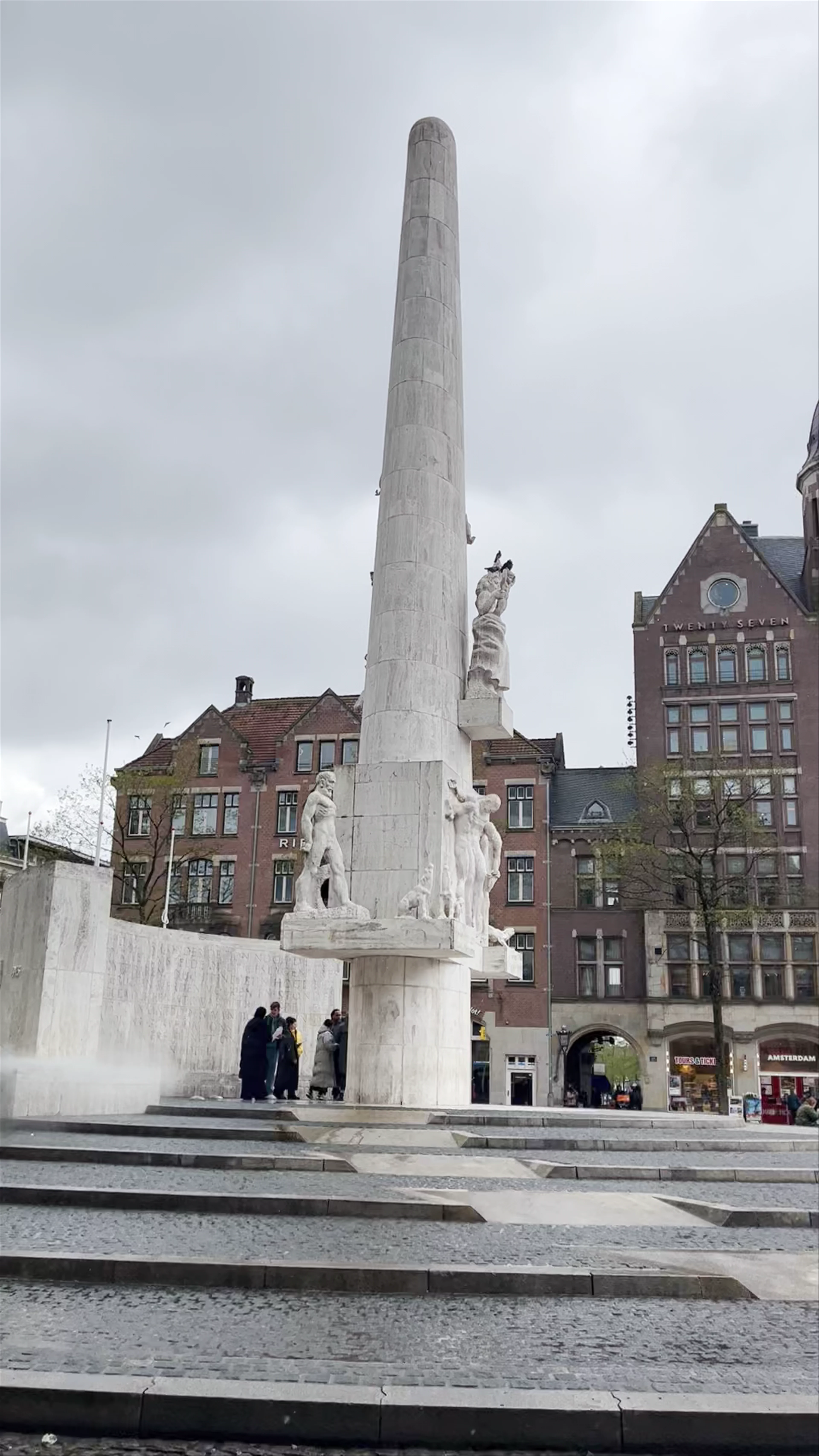 Nationaal Monument, Dam Square