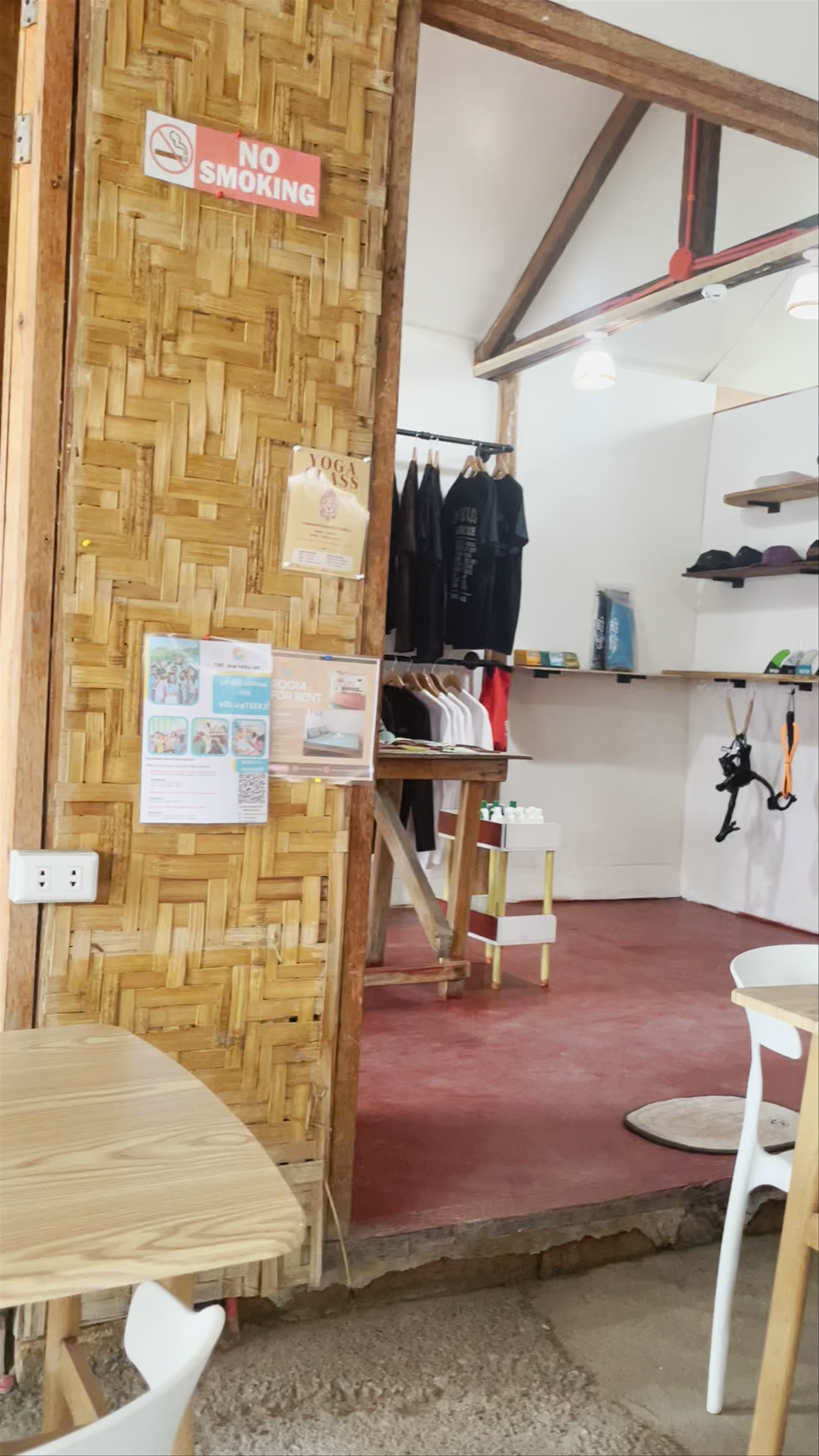 Swell Cafe and Bar Pacifico Siargao