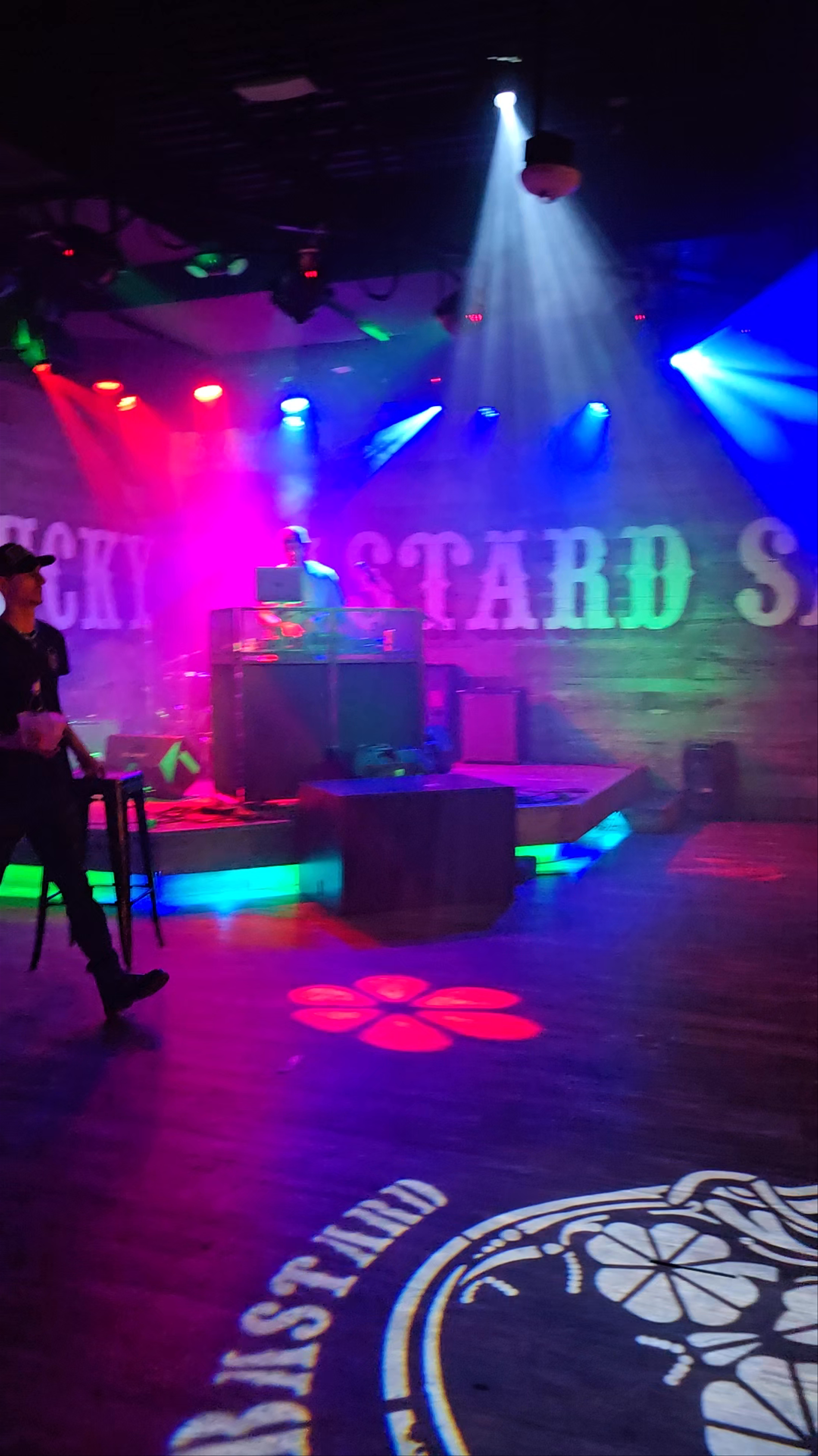 Lucky Bastard Saloon: Nightlife Vibes on Broadway, Nashville