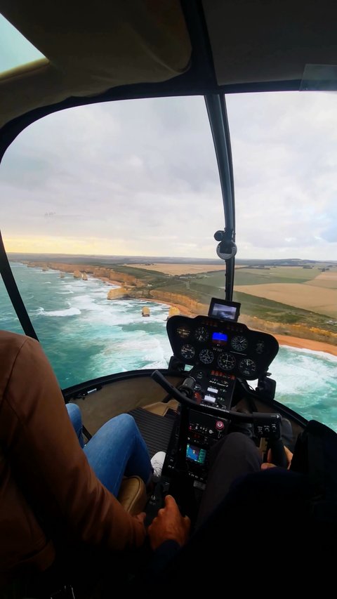 Twelve Apostles (Helicopter View)