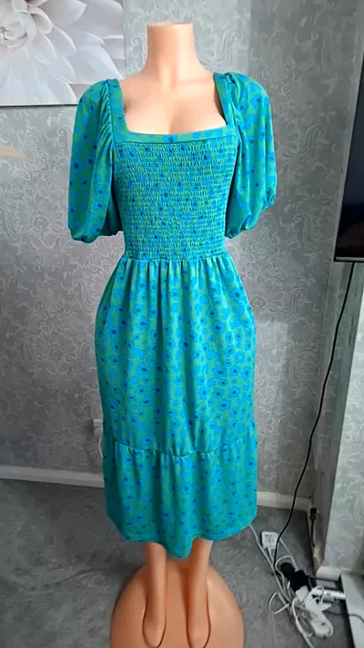 Green Floral Print Size 16 Dress