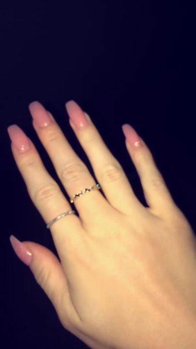 LV Nail Lounge - Nail Salons Near Me - Vancouver, Washington