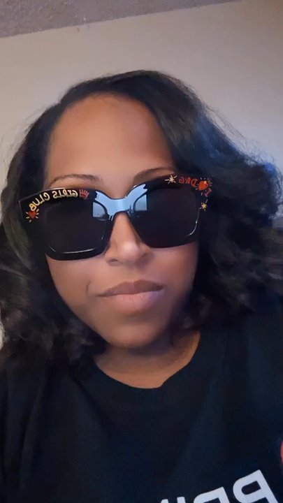 Toi Jóvan - Feeling lovely  love my hair - Hair Stylists Near Me - Sherman Oaks, California
