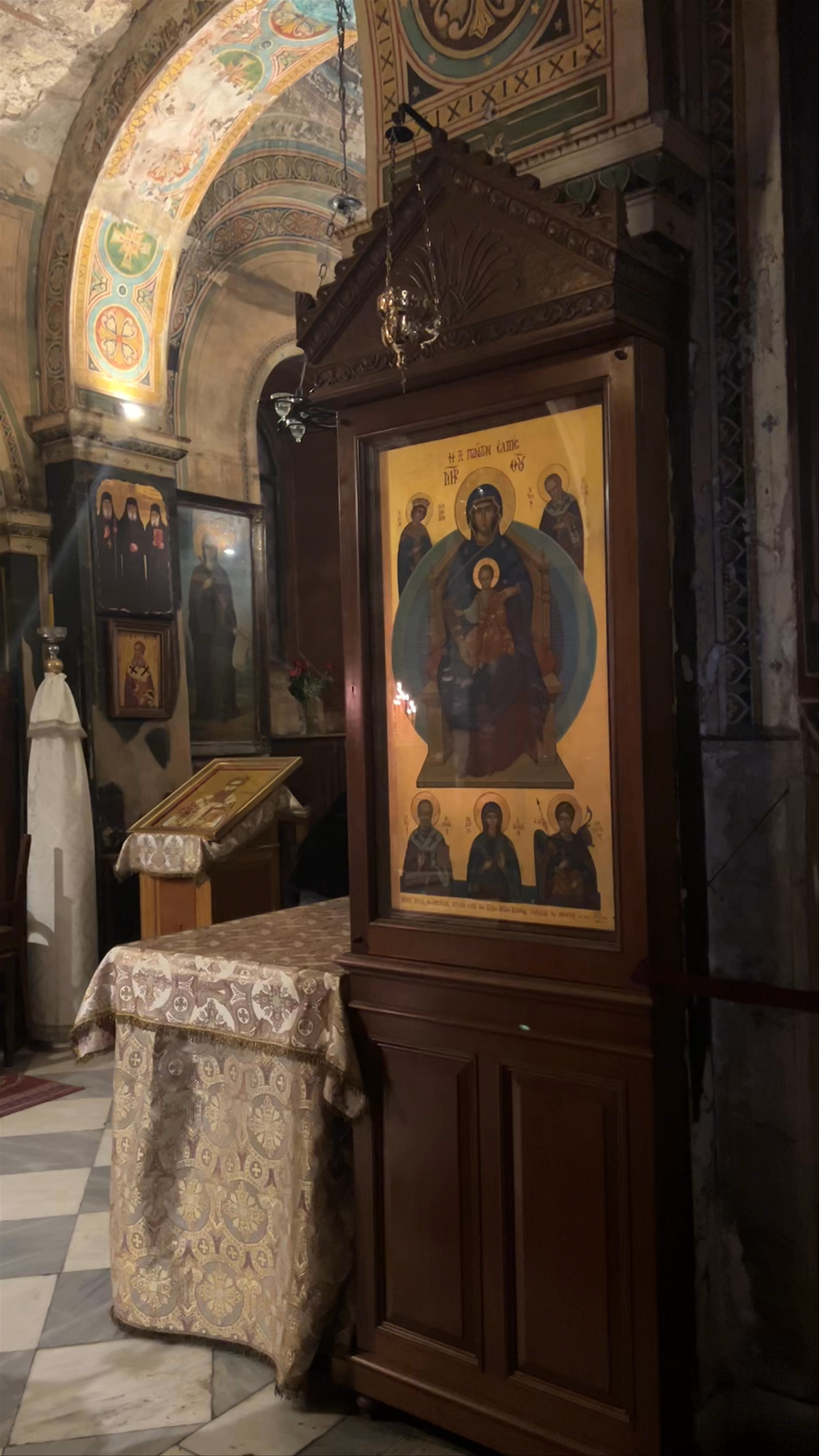 Kapnikarea Church: Byzantine Wonder in Athens’ Historic Heart