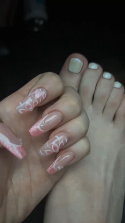 Lux Nails and Spa - Gel x Shellac/Gel Nails - Nail Salons Near Me - Lynnwood, Washington