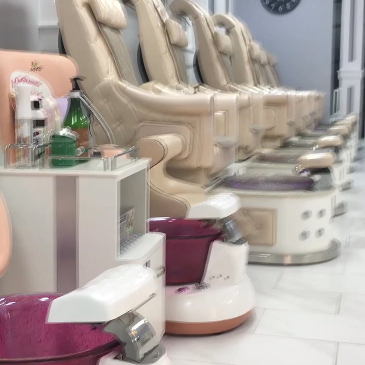 Paint Nails & Spa - Come relax and enjoy at Paint Nails & Spa - Nail Salons Near Me - Hickory, North Carolina