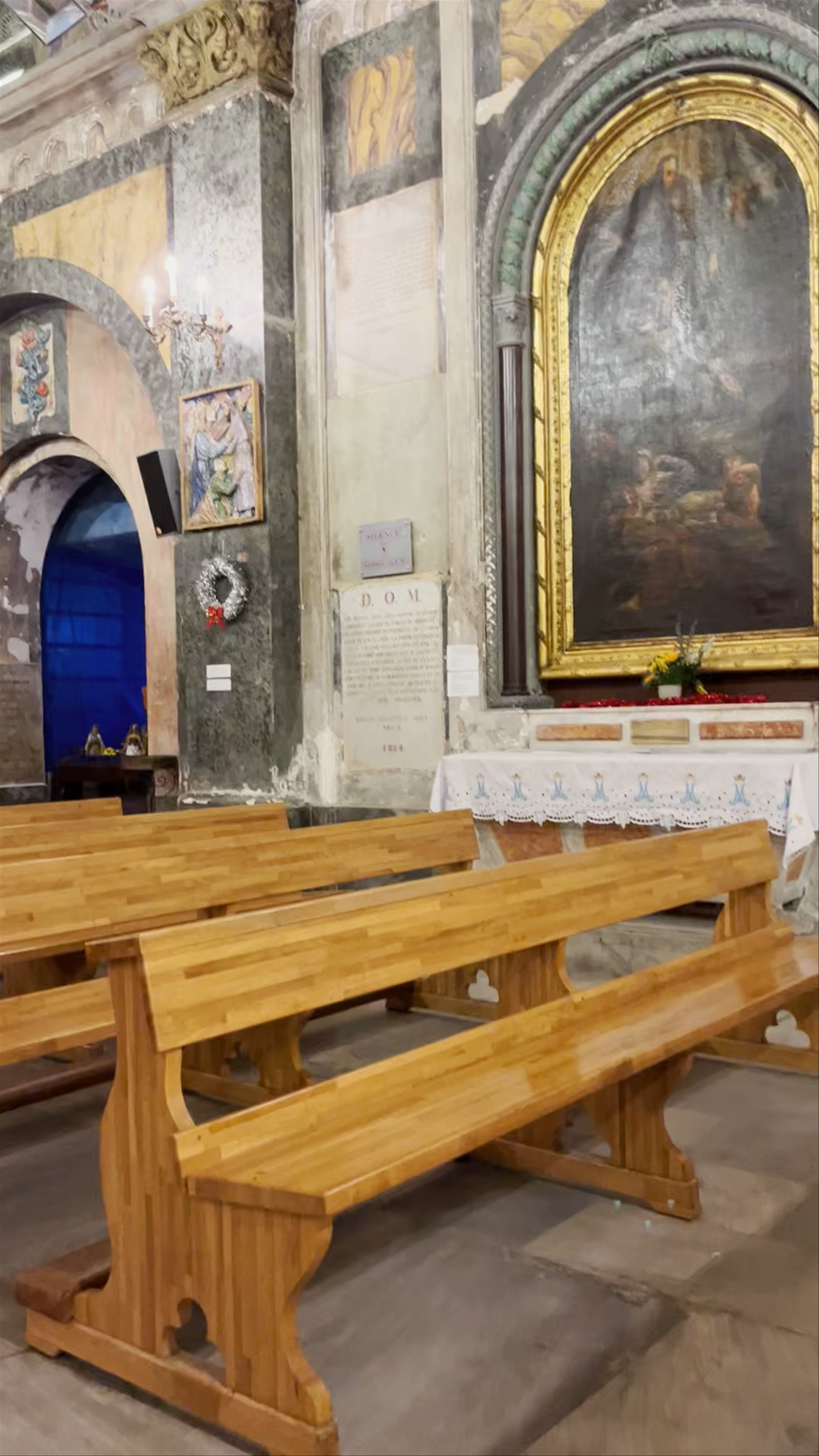 Santa Maria Draperis Kilisesi: Historic Calm in Tomtom, Istanbul