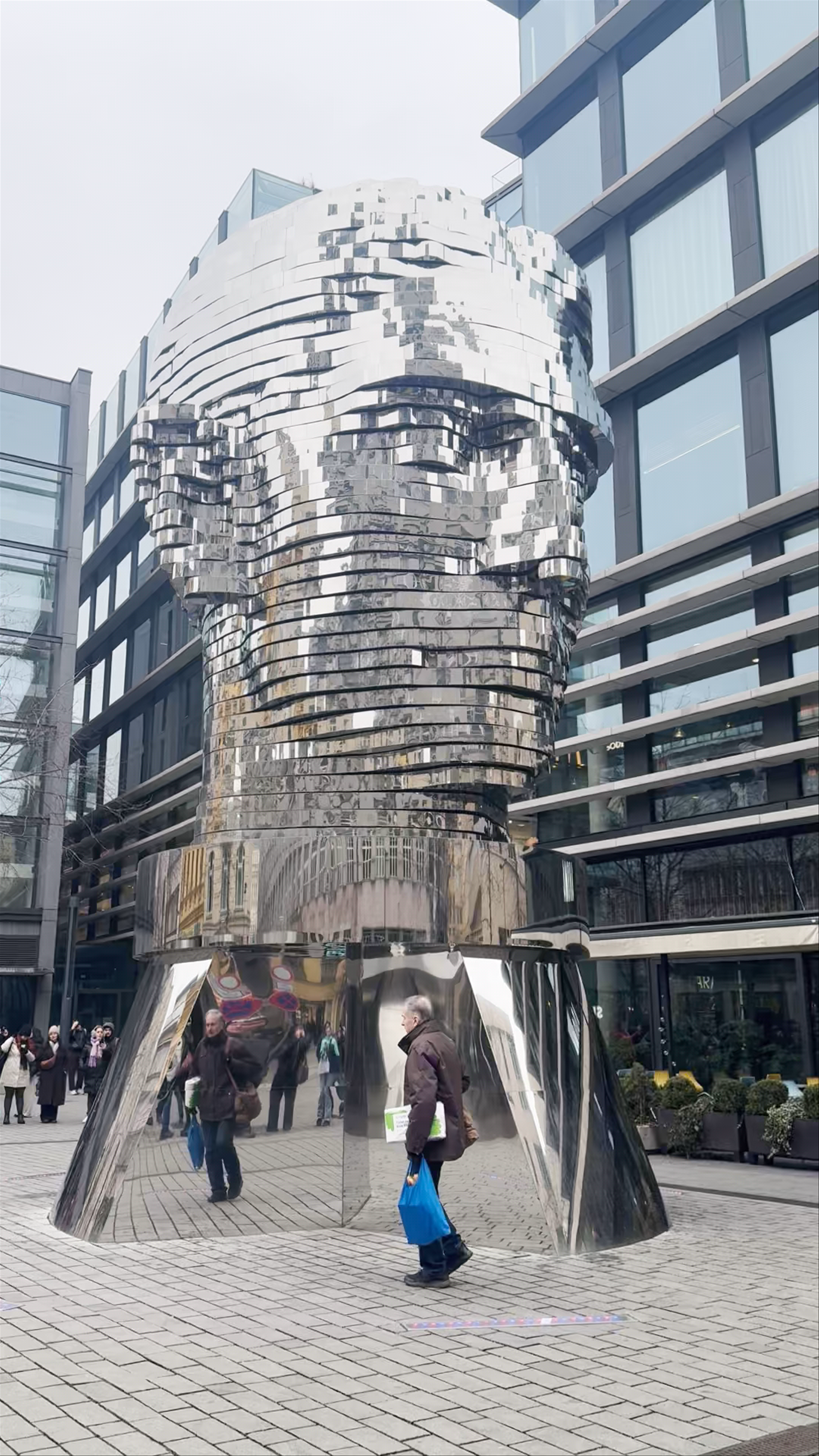 Franz Kafka - Rotating Head by David Černý in Prague New Town