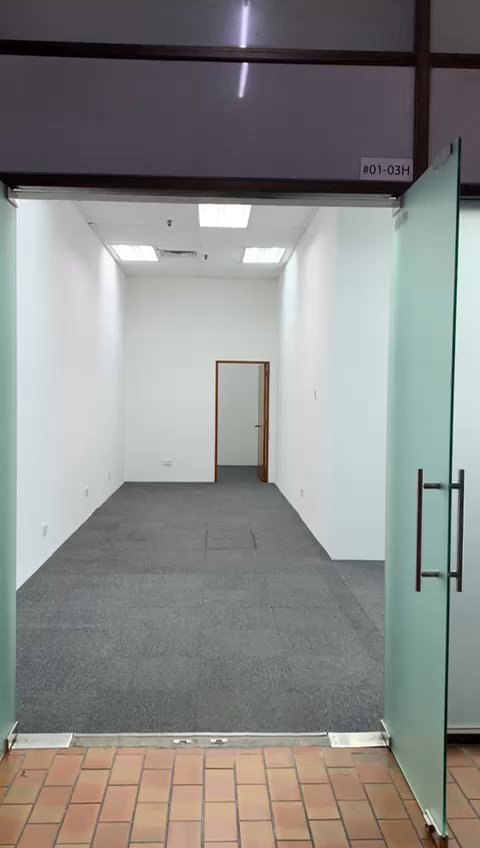 Light Industrial (B1) for Rent: Sindo Industrial Building - Image 13