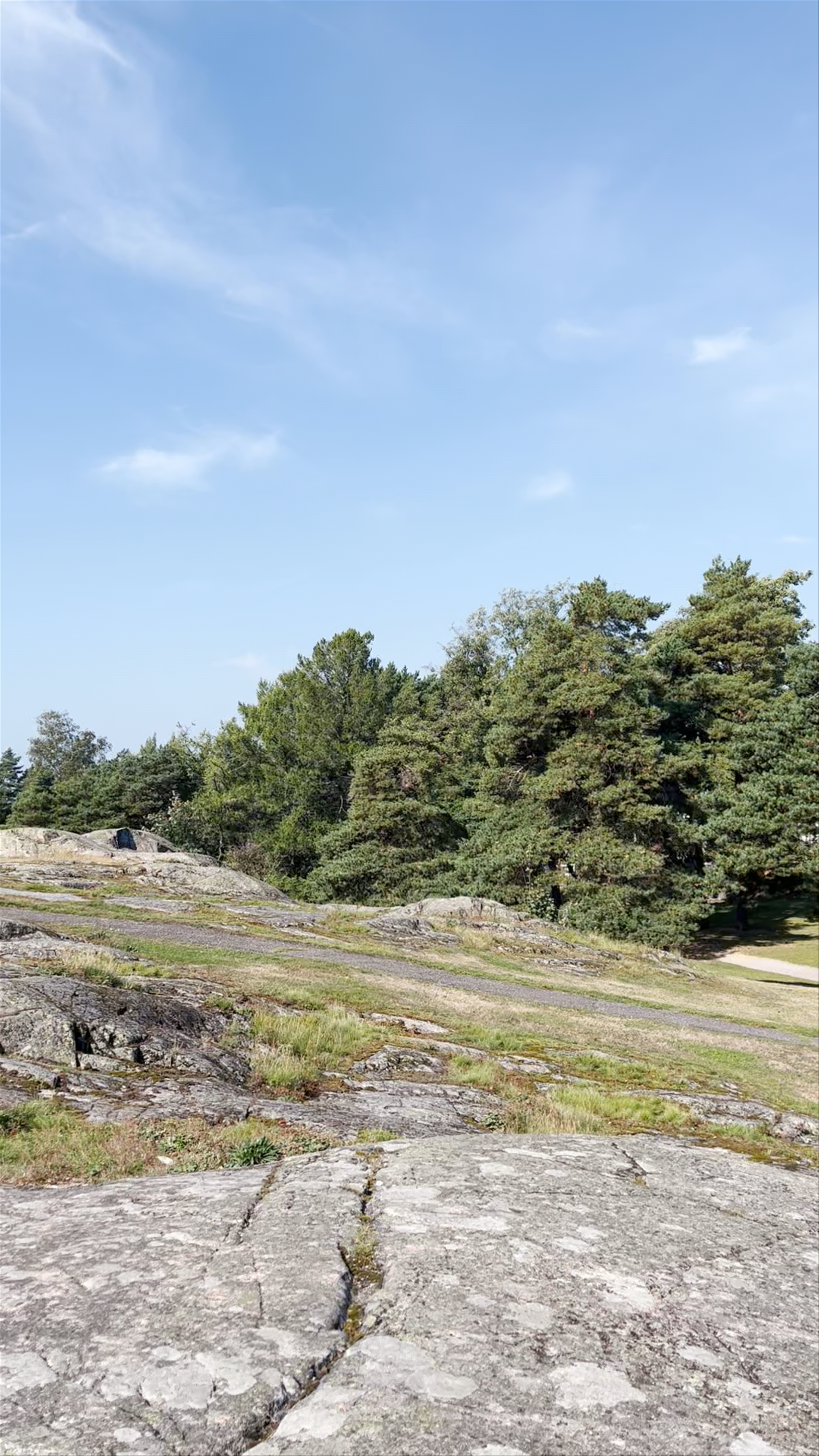 Väinämöinen Park: Urban Nature Escape in Helsinki